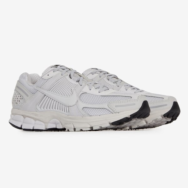 Nike Zoom Vomero 5 White