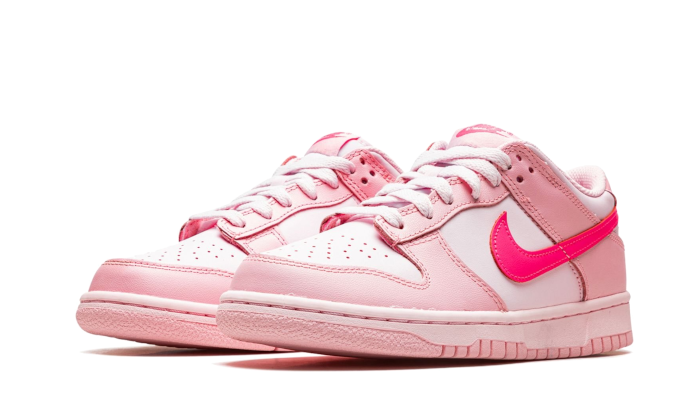 Nike Dunk Low Triple Pink